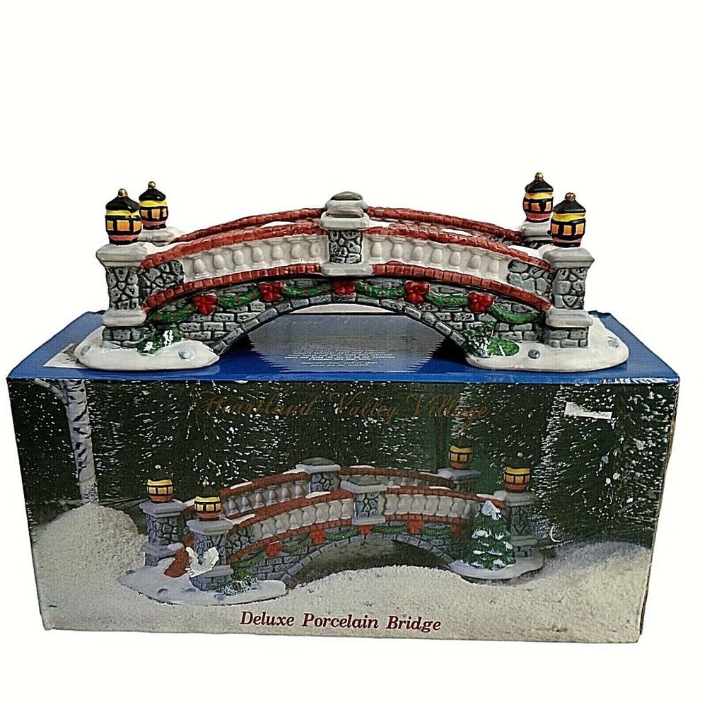 Vintage Heartland Valley Village Deluxe Porcelain Bridge 9805821 Retired